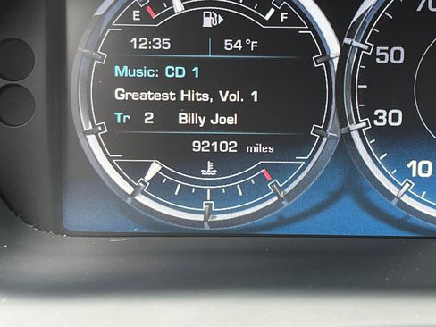 Used 2013 Jaguar XJ image 21