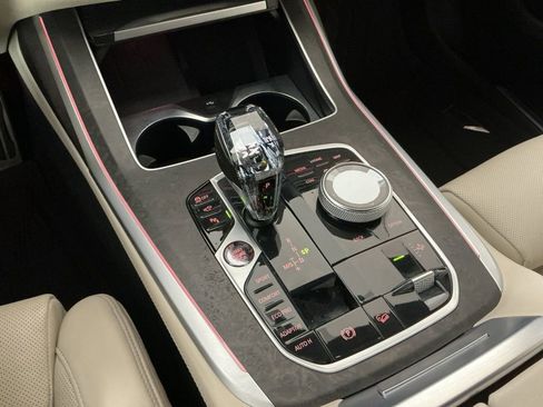 Certified 2022 BMW X7 xDrive40i w/ M Sport Package image 14