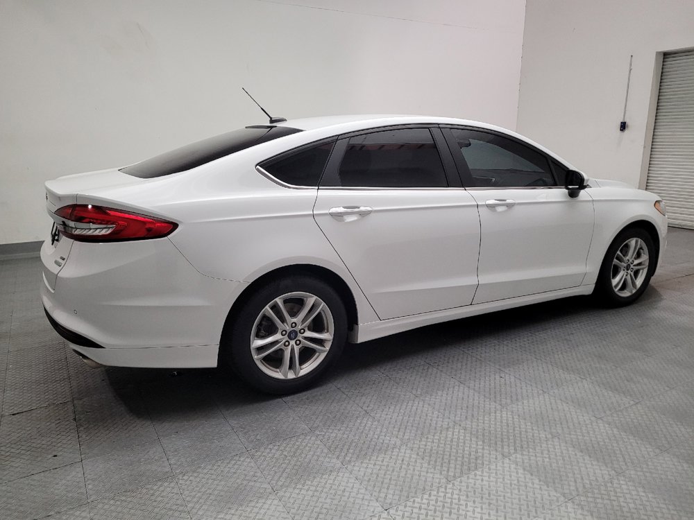 Used 2018 Ford Fusion SE w/ Fusion SE Technology Package FWD image 10