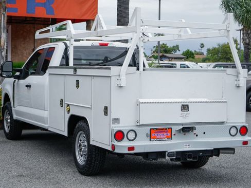 Used 2024 Ford F250 XL w/ XL Chrome Package image 7