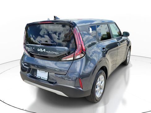 Certified 2025 Kia Soul LX FWD image 6