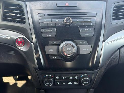 Used 2020 Acura ILX image 29