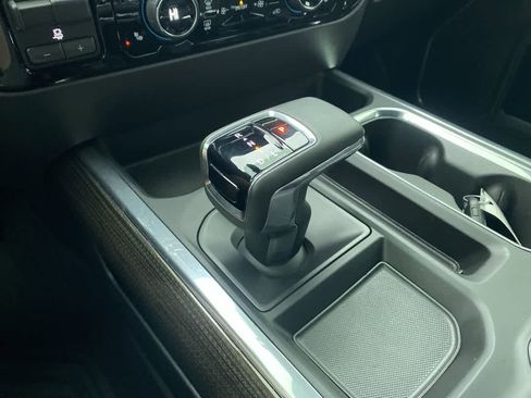 Used 2023 Chevrolet Silverado 1500 LT Trail Boss w/ LPO, Dark Essentials Package image 18