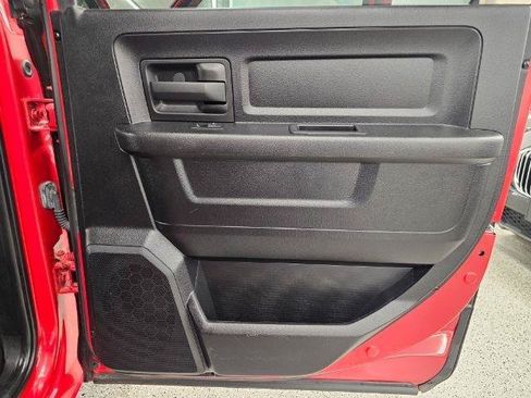 Used 2014 RAM 1500 Express AWD/4WD image 34