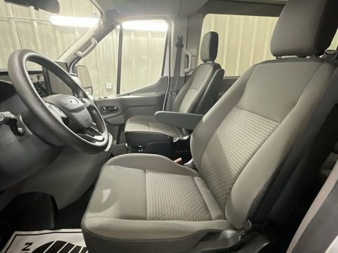 Used 2025 Ford Transit 350 XLT image 10