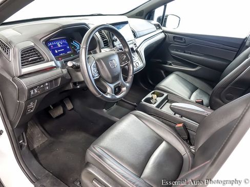 Used 2023 Honda Odyssey Sport image 11