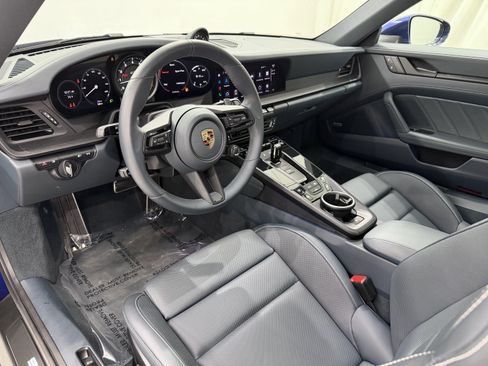Used 2024 Porsche 911 Carrera GTS RWD image 4