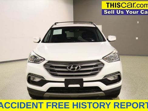 Used 2018 Hyundai Santa Fe Sport 2.0T FWD image 3