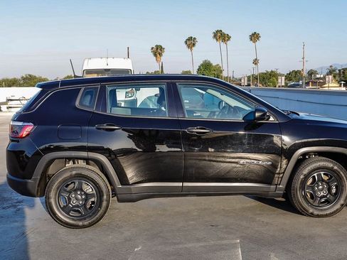 Used 2021 Jeep Compass Sport FWD image 13
