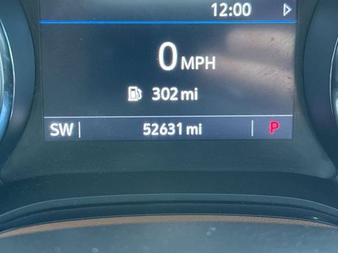 Used 2021 Buick Encore GX Essence FWD image 29