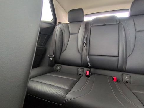 Certified 2023 Buick Envision Essence image 4