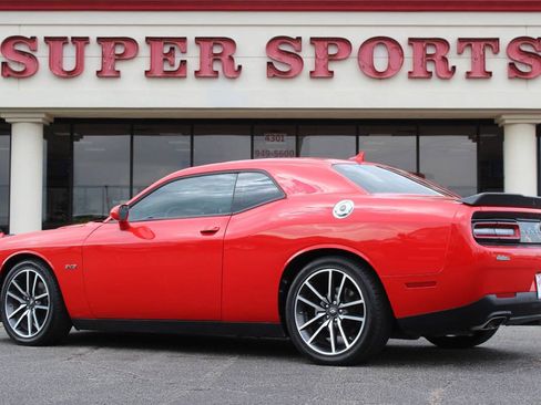 Used 2023 Dodge Challenger R/T w/ Plus Package RWD image 4