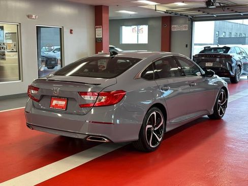 Used 2022 Honda Accord Sport image 4