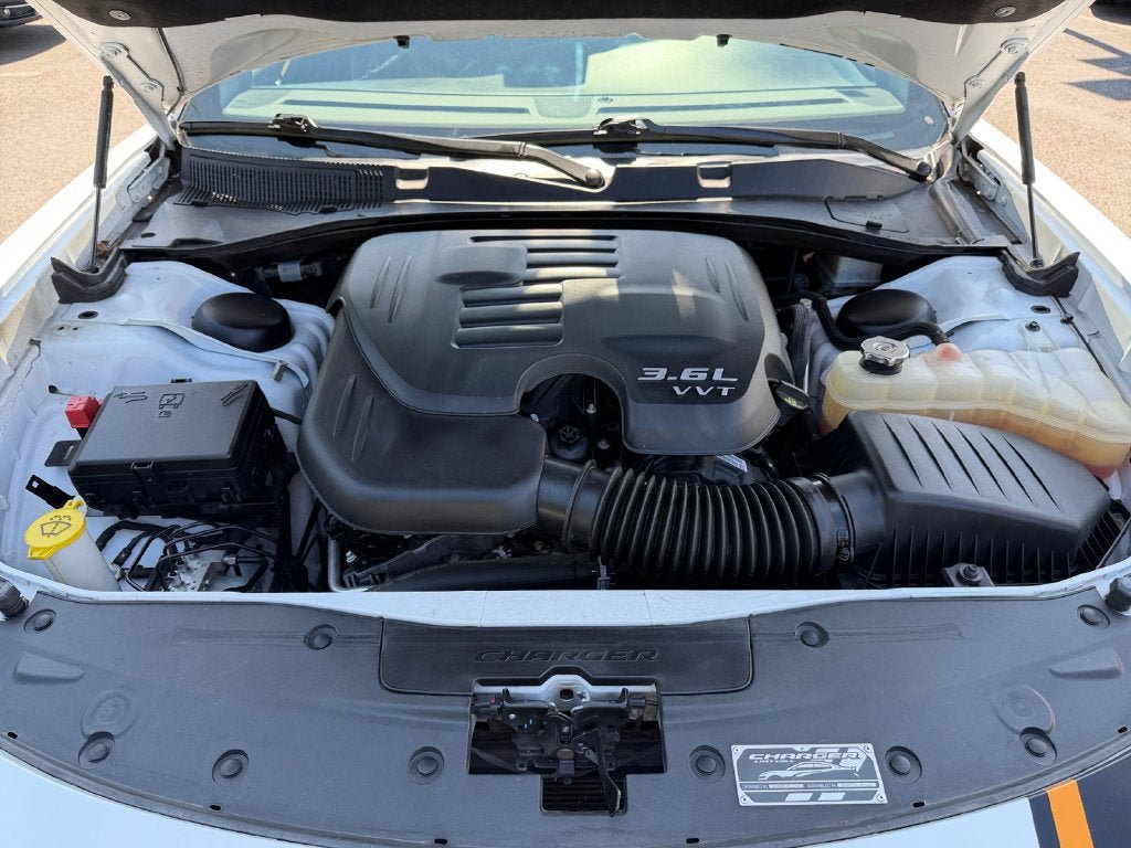 Used 2023 Dodge Charger GT w/ Plus Group RWD image 29
