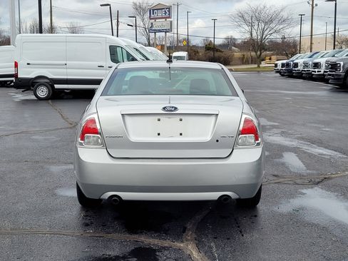 Used 2009 Ford Fusion SE FWD image 5