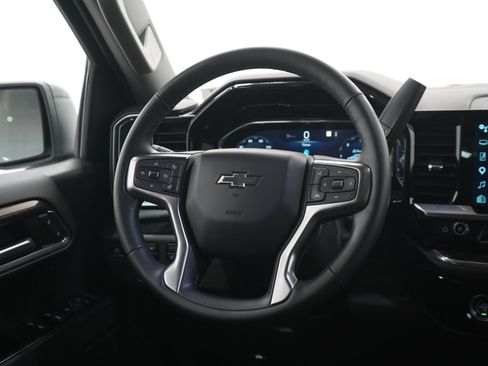 Used 2023 Chevrolet Silverado 1500 RST AWD/4WD image 18