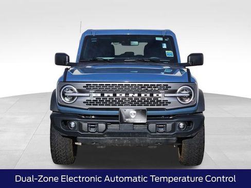 Certified 2025 Ford Bronco Badlands AWD/4WD image 3
