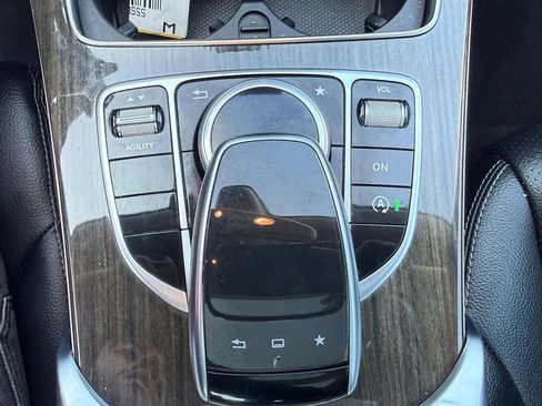 Used 2015 Mercedes-Benz C 300 4MATIC Sedan image 12