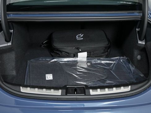 New 2026 Porsche Taycan 4 image 31