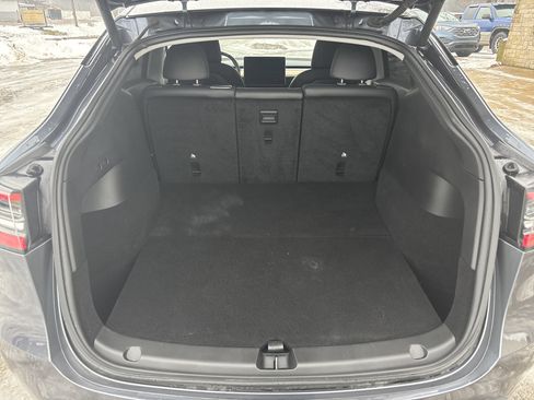 Used 2021 Tesla Model Y 2WD image 7