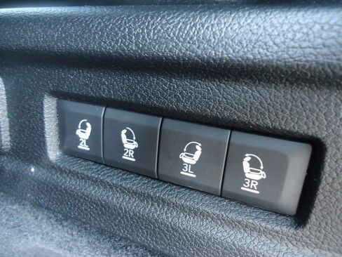 Used 2021 Jeep Grand Cherokee L Summit w/ Luxury Tech Group V image 35