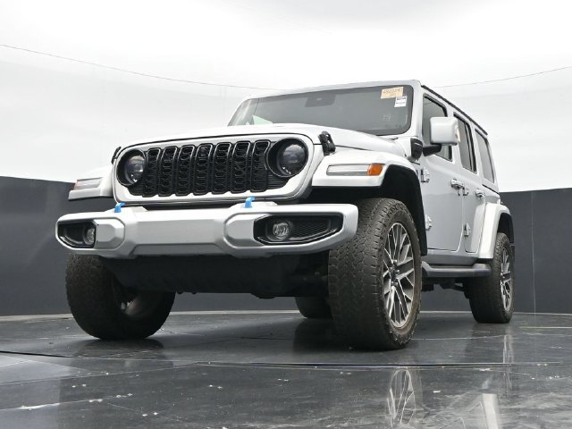Used 2024 Jeep Wrangler High Altitude AWD/4WD image 46
