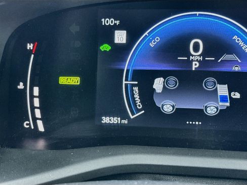 Used 2025 Toyota Camry LE FWD image 8