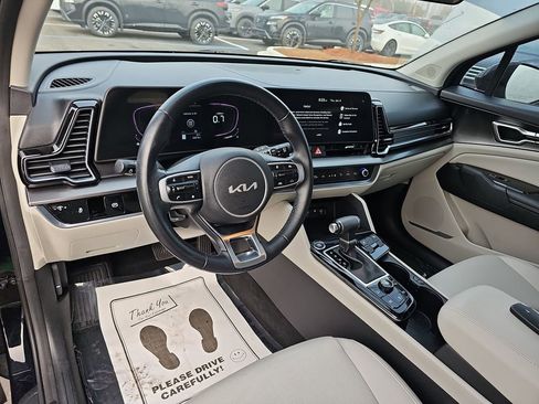 Used 2023 Kia Sportage EX image 19