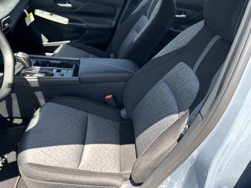 New 2026 Nissan Sentra SV w/ Floor Mat Package FWD image 14