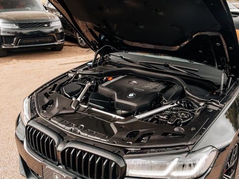 Used 2023 BMW 530i xDrive w/ Executive Package image 60