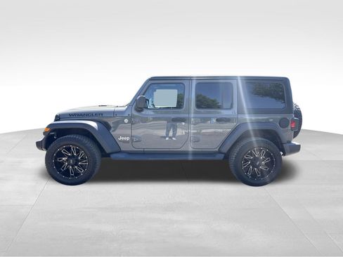 Used 2020 Jeep Wrangler Unlimited Sport S AWD/4WD image 2