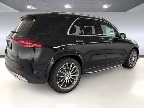 New 2026 Mercedes-Benz GLE 580 4MATIC image 9