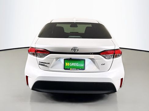 Used 2025 Toyota Corolla LE image 8