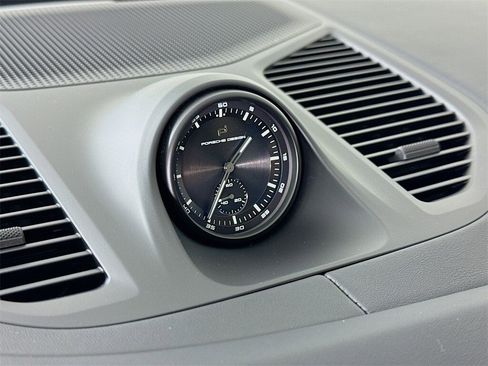 New 2026 Porsche Cayenne S image 18