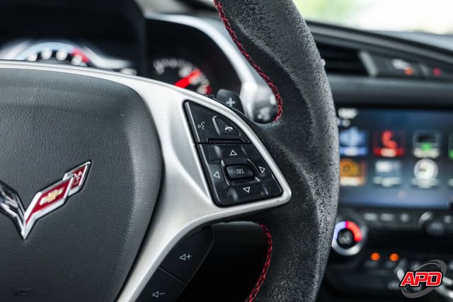 Used 2019 Chevrolet Corvette Stingray Coupe w/ Carbon Flash Badge Package RWD image 68