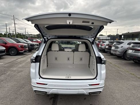 New 2026 Buick Enclave Avenir w/ Super Cruise Package AWD/4WD image 24