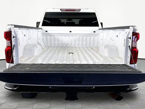 Used 2023 Chevrolet Silverado 2500 Custom w/ Custom Convenience Package AWD/4WD image 7