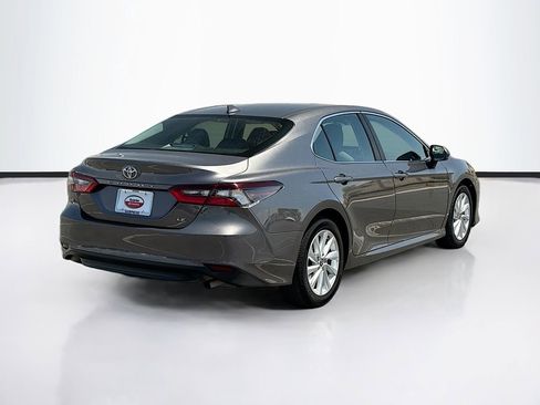 Used 2023 Toyota Camry LE FWD image 5