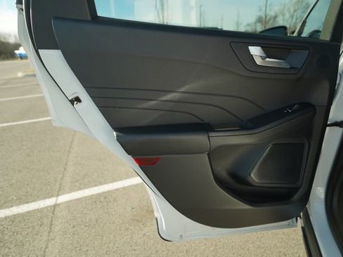 Used 2023 Ford Escape Active image 16