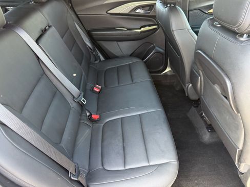 Used 2021 Chevrolet TrailBlazer ACTIV w/ Convenience Package FWD image 30