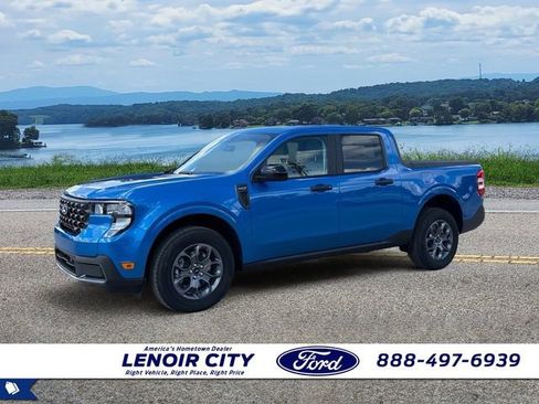 New 2025 Ford Maverick XLT w/ XLT Luxury Package FWD image 3