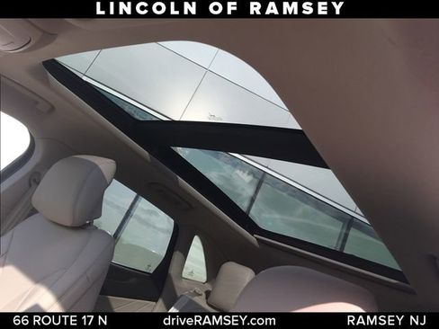 Used 2019 Lincoln MKC Reserve w/ MKC Climate Package image 14