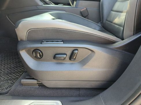 Used 2023 Volkswagen Atlas SEL Premium image 13