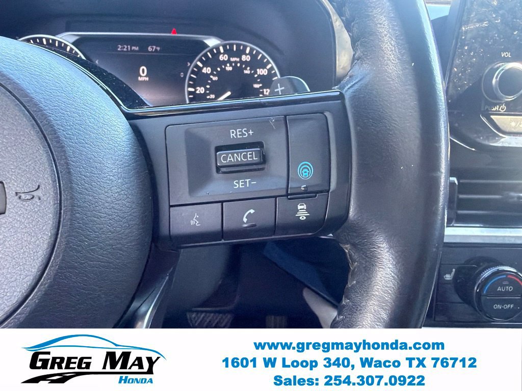 Used 2022 Nissan Pathfinder SV FWD image 17