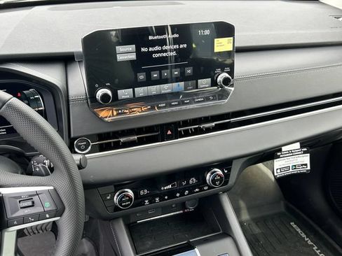 Used 2025 Mitsubishi Outlander SE AWD/4WD image 15
