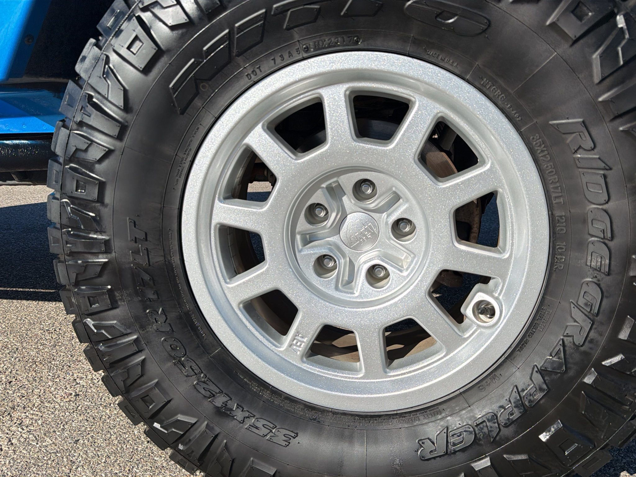 Used 2016 Jeep Wrangler Unlimited Sahara AWD/4WD image 10