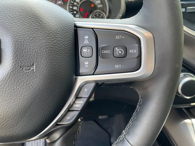 Used 2025 RAM 1500 Big Horn AWD/4WD image 33