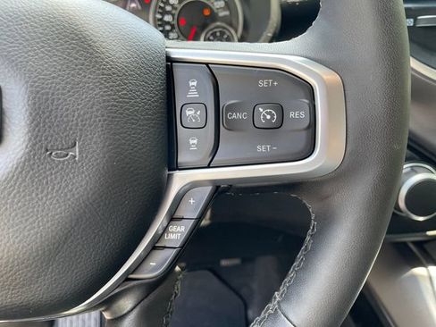 Certified 2025 RAM 1500 Big Horn AWD/4WD image 33