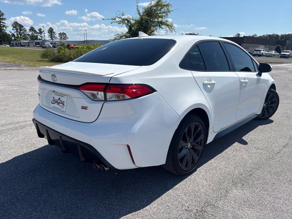 Certified 2024 Toyota Corolla SE FWD image 7