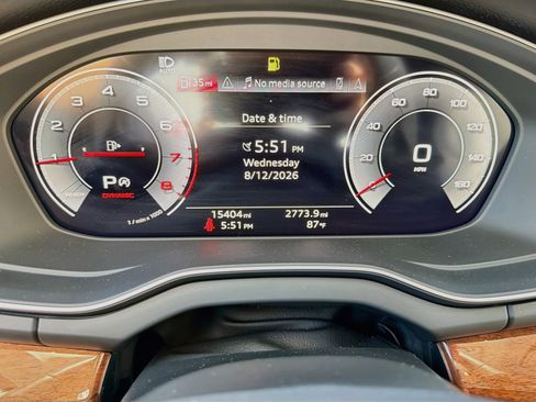 Used 2023 Audi Q5 2.0T Prestige AWD/4WD image 39